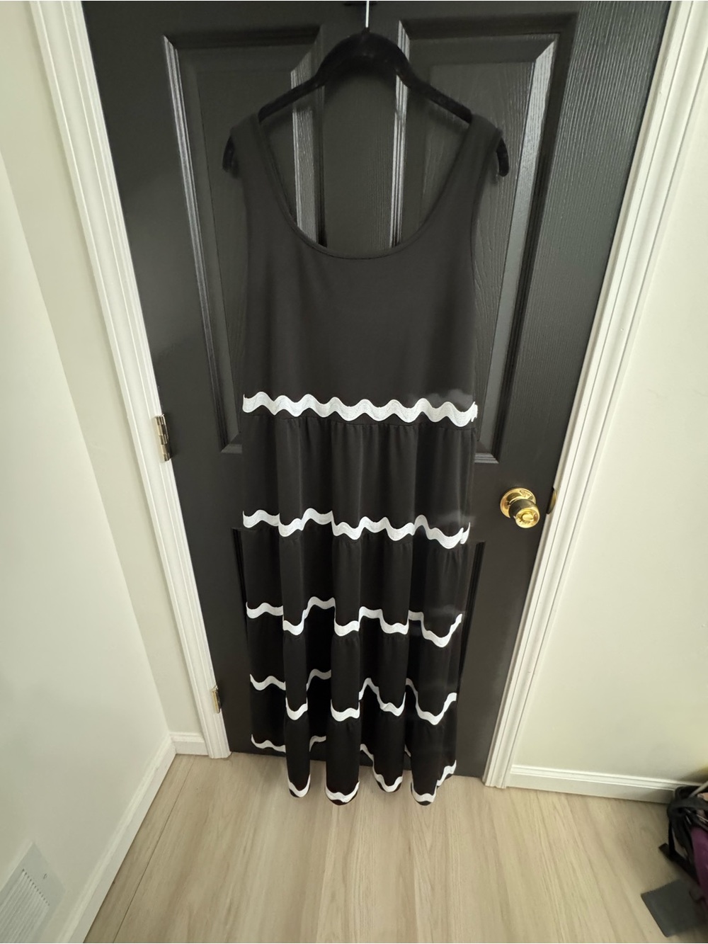 Black Sleeveless Maxi Dress with White Wavy Stripe Accents